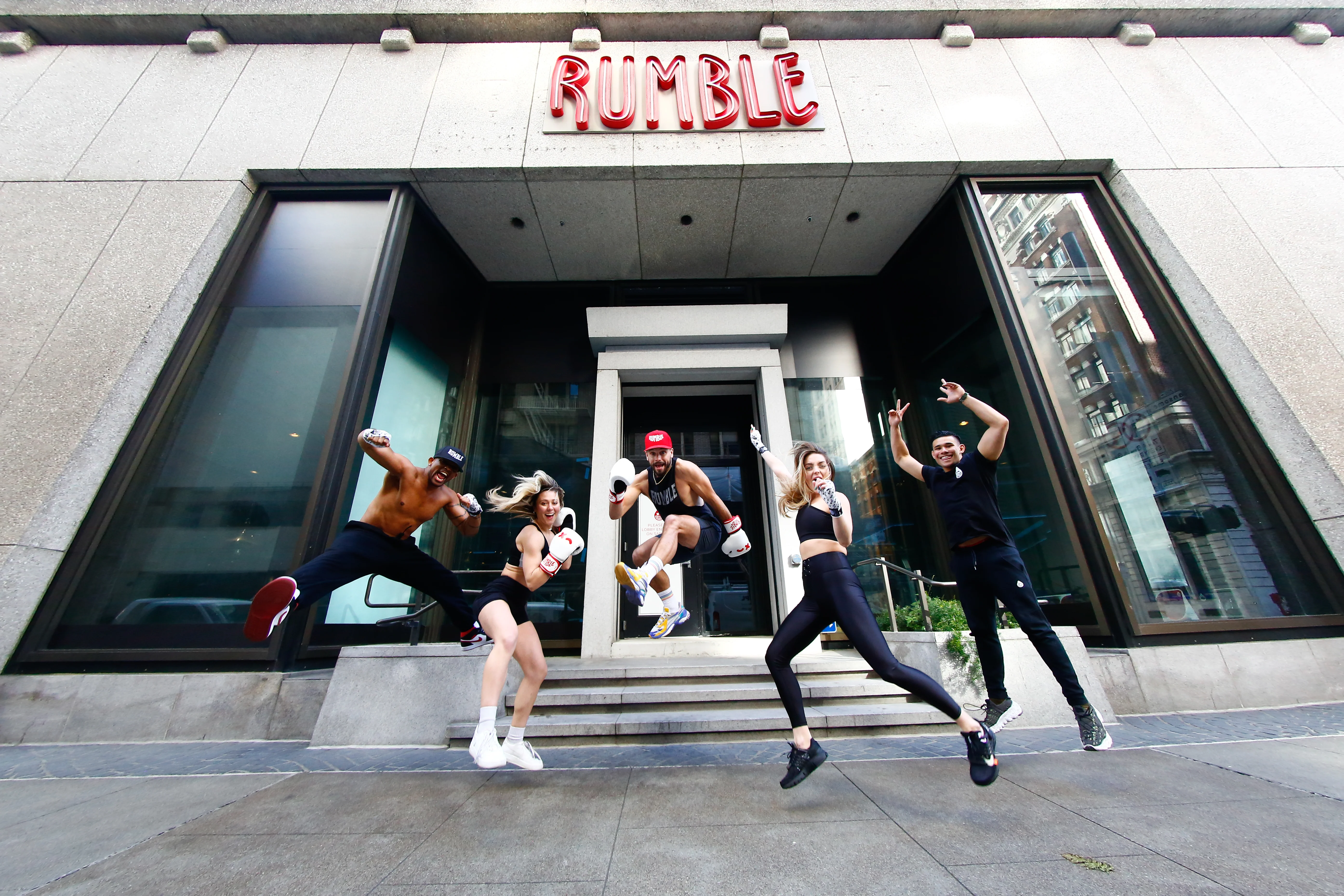 Rumble Boxing Group Exterior Jump - FiDi